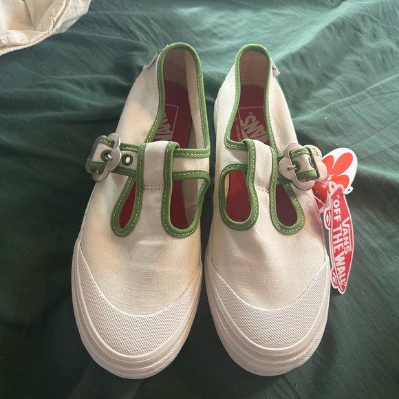 Vans X Lisa Says Gah Style 93 DX Maryjane show. Green and white. - Picture 2 of 5